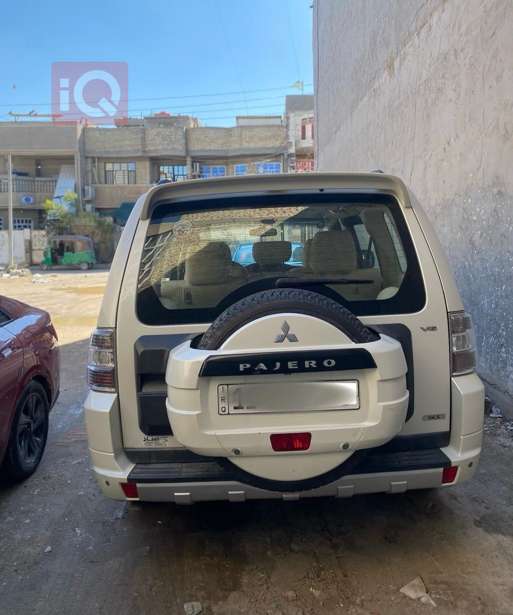 ميتسوبيشي باجيرو